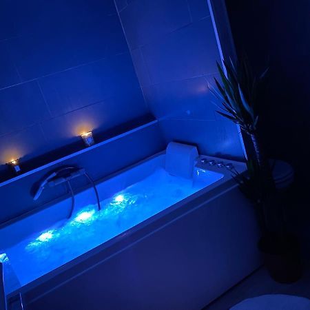 Sublime Appartement Avec Balneo Toulouse Exterior foto